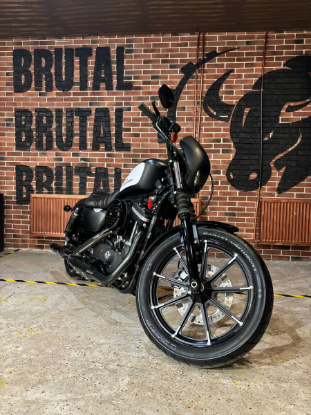 Harley-Davidson XL 883 2022